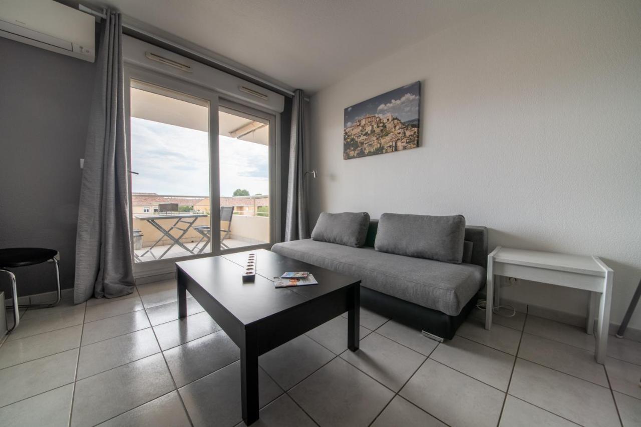Appt De Charme Avec Grand Balcon Proche Avignon Wifi Gratuit Lägenhet Monteux Exteriör bild